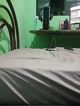 pretinha br online show from December 2025 12:15:02 AM