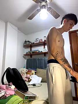 Snapshot of Luck__090 chatting on September 2025 02:33:02 AM Luck 090 online show from September 2025 02:33:02 AM