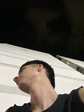 Snapshot of Luck__090 chatting on September 2025 04:34:02 AM Luck 090 online show from September 2025 04:34:02 AM