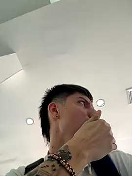 Snapshot of Luck__090 chatting on September 2025 04:10:02 PM Luck 090 online show from September 2025 04:10:02 PM