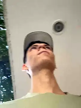 Snapshot of Luck__090 chatting on October 2025 09:23:02 PM Luck 090 online show from October 2025 09:23:02 PM