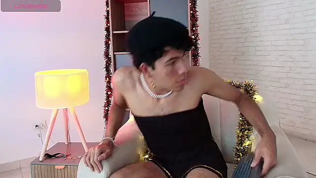 E R O S  online show from December 2025 08:06:02 PM