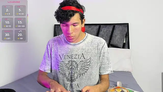 E R O S  online show from January 2026 07:59:02 PM