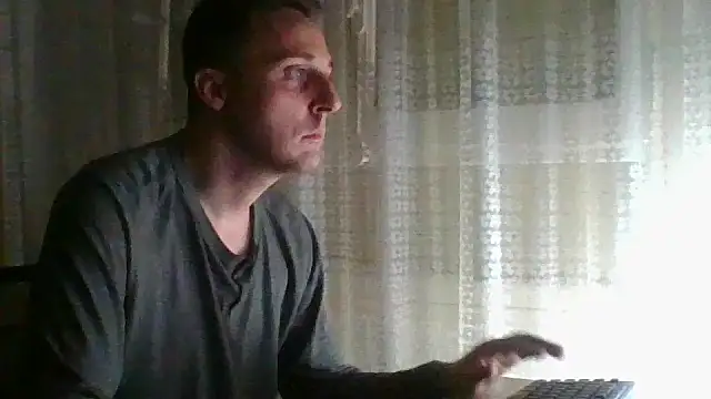 Snapshot of dani878879 chatting on October 2025 08:04:02 AM dani878879 online show from October 2025 08:04:02 AM