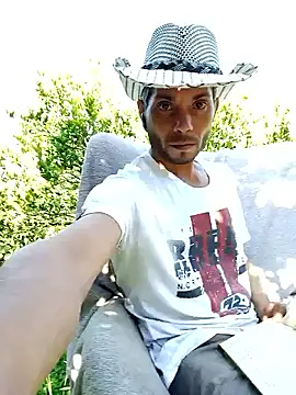 AlphaAlterX online show from September 2025 01:21:01 PM