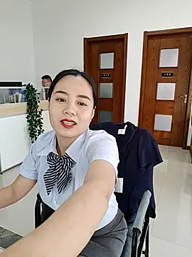 bingxin- online show from December 2025 06:43:02 AM