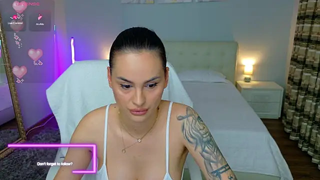 Snapshot of LexieRosse chatting on May 2026 04:17:01 AM LexieRosse online show from May 2026 04:17:01 AM