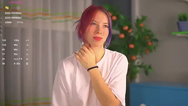 JuliannaWenger online show from November 2025 04:35:01 PM