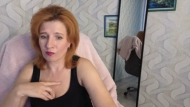 Elannaria online show from September 2025 03:45:01 PM