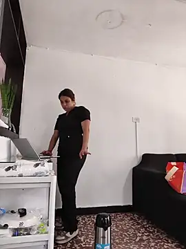 GabyMontenegro online show from February 2026 05:51:02 PM