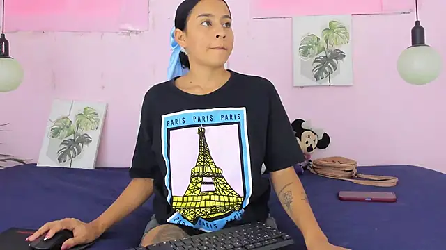 Snapshot of Lady_rossee chatting on September 2025 07:48:01 PM Lady rossee online show from September 2025 07:48:01 PM