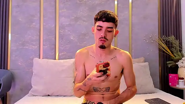 NikoStone  online show from October 2025 04:12:01 AM