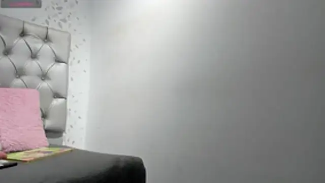 michelle perla online show from November 2025 12:49:02 PM