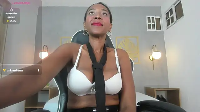 coral15  online show from September 2025 02:49:01 AM