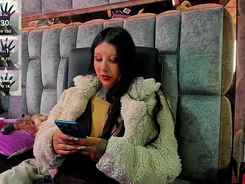 missashlyrosette online show from November 2025 01:39:02 PM