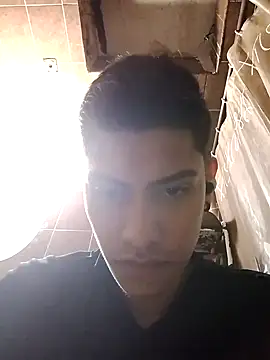 aispuro8505 online show from September 2025 08:05:02 AM