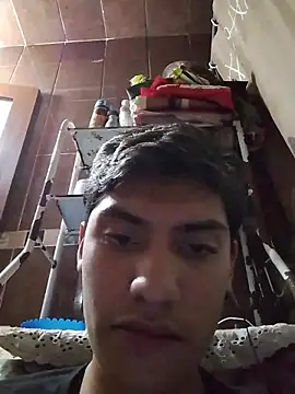 aispuro8505 online show from April 2026 07:12:01 AM