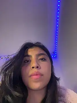 Snapshot of DianeSuns_ chatting on February 2026 03:03:01 AM DianeSuns online show from February 2026 03:03:01 AM