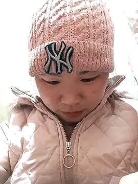 may-squirl online show from November 2025 01:37:01 AM