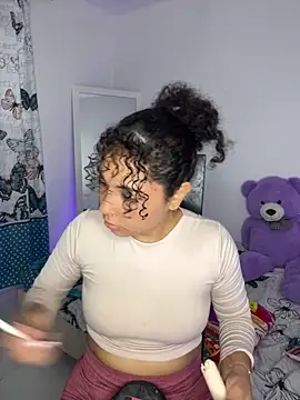 ViolettaMiller  online show from November 2025 01:11:01 PM