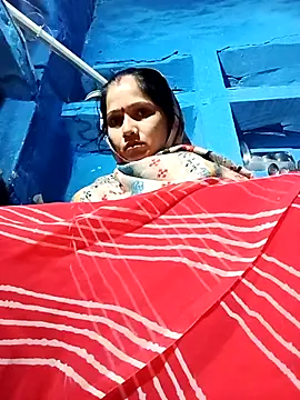 Jooli xx online show from November 2025 11:58:01 PM