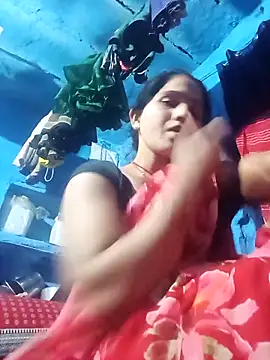 Jooli xx online show from March 2026 03:39:01 PM