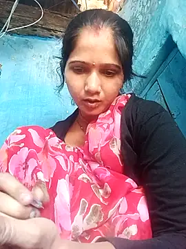 Jooli xx online show from April 2026 04:46:01 AM