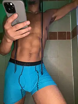 TRILLAHUNG online show from September 2025 11:44:01 AM