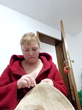 LiluLiluLilu online show from March 2026 08:12:01 PM