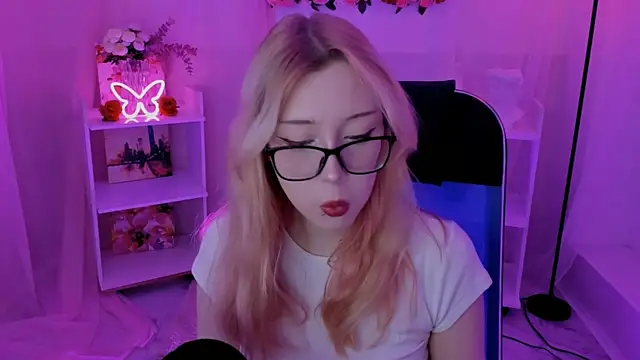 RubyBennett online show from September 2025 07:08:01 AM