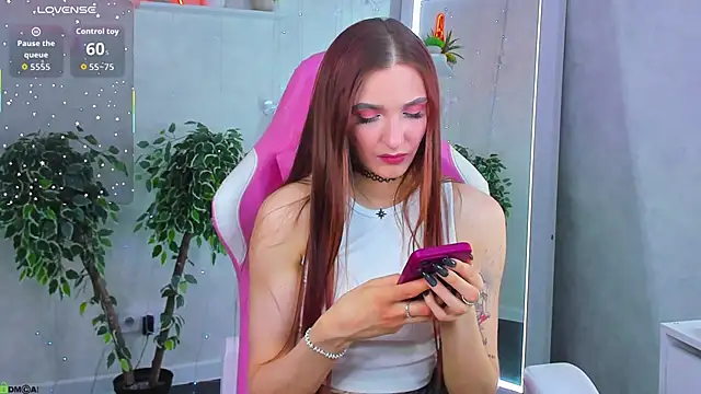 Alisha Green online show from April 2026 09:27:01 AM