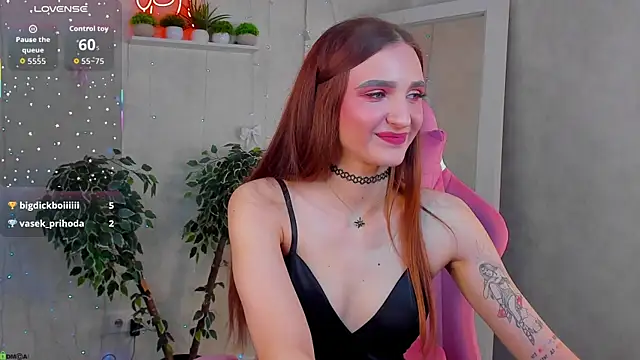 Snapshot of Alisha_Green chatting on July 2026 10:39:01 AM Alisha Green online show from July 2026 10:39:01 AM