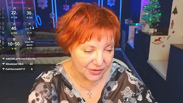 Kira Kenett online show from December 2025 08:38:02 PM