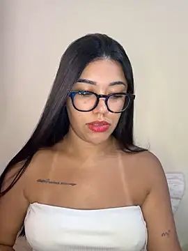 Alexa69xx online show from March 2026 03:29:01 PM