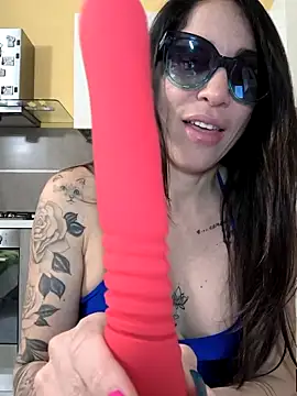 Snapshot of sexy7883 chatting on March 2025 08:31:02 PM sexy7883 online show from March 2025 08:31:02 PM