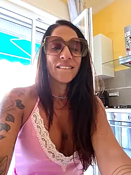 Snapshot of sexy7883 chatting on September 2025 10:48:02 AM sexy7883 online show from September 2025 10:48:02 AM