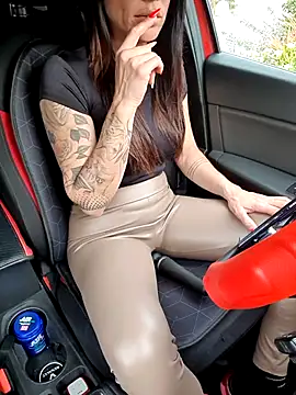 sexy7883 online show from April 2026 09:04:01 AM