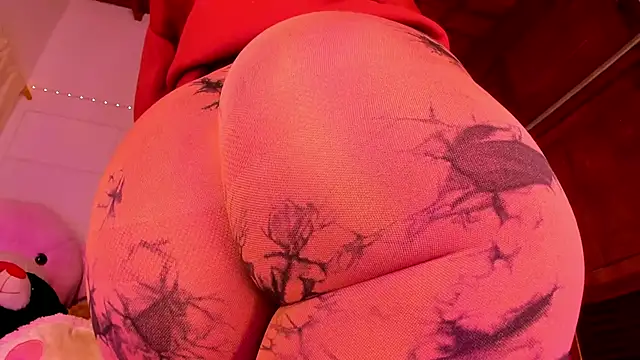 Snapshot of Gabby_Haze chatting on May 2026 11:12:03 PM Gabby Haze online show from May 2026 11:12:03 PM