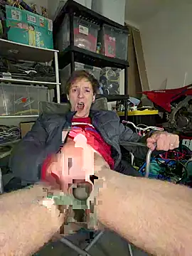 Badstepson33 online show from February 2026 07:12:02 AM