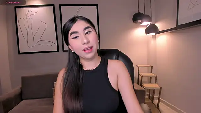 Snapshot of MayaMoretti_ chatting on October 2025 03:49:02 AM MayaMoretti online show from October 2025 03:49:02 AM