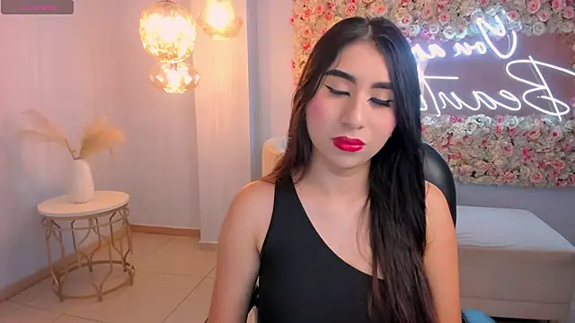 Snapshot of MayaMoretti_ chatting on October 2025 04:02:02 AM MayaMoretti online show from October 2025 04:02:02 AM