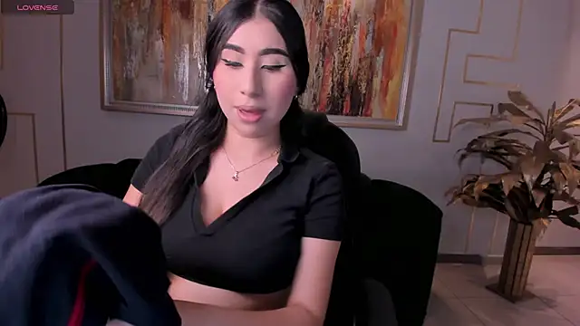 Snapshot of MayaMoretti_ chatting on November 2025 04:12:01 AM MayaMoretti online show from November 2025 04:12:01 AM