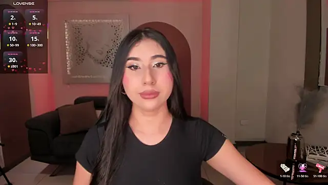Snapshot of MayaMoretti_ chatting on June 2026 08:24:01 PM MayaMoretti online show from June 2026 08:24:01 PM