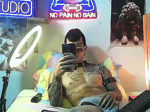 Strongcockfitness online show from October 2025 09:05:02 PM