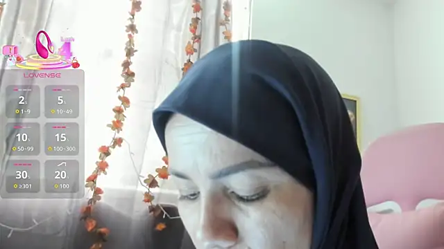 dalila kemur online show from February 2026 09:33:01 PM