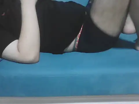 modelboy01 online show from September 2025 12:00:02 AM