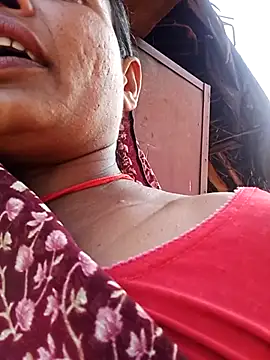 Snapshot of Sapna_ji45 chatting on October 2025 10:25:01 AM Sapna ji45 online show from October 2025 10:25:01 AM