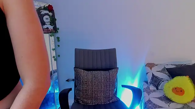 Genesiissss online show from November 2025 11:25:02 PM