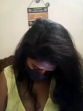 HAANNIAA online show from December 2025 04:25:02 PM