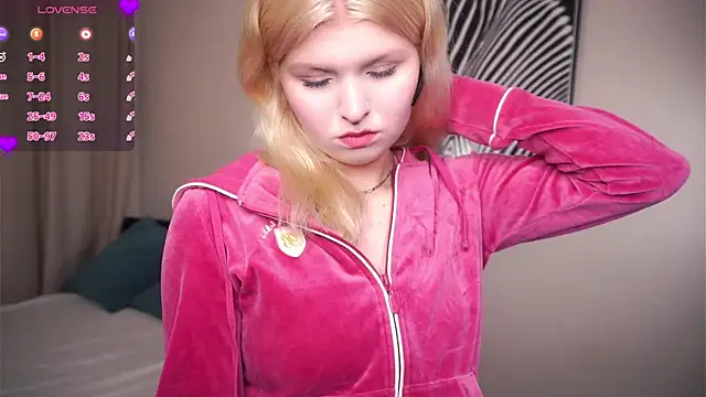 ShontaWasilko online show from December 2025 05:42:01 PM